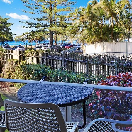 Pacific Regis Beachfront Holiday Apartments Gold Coast Exteriér fotografie