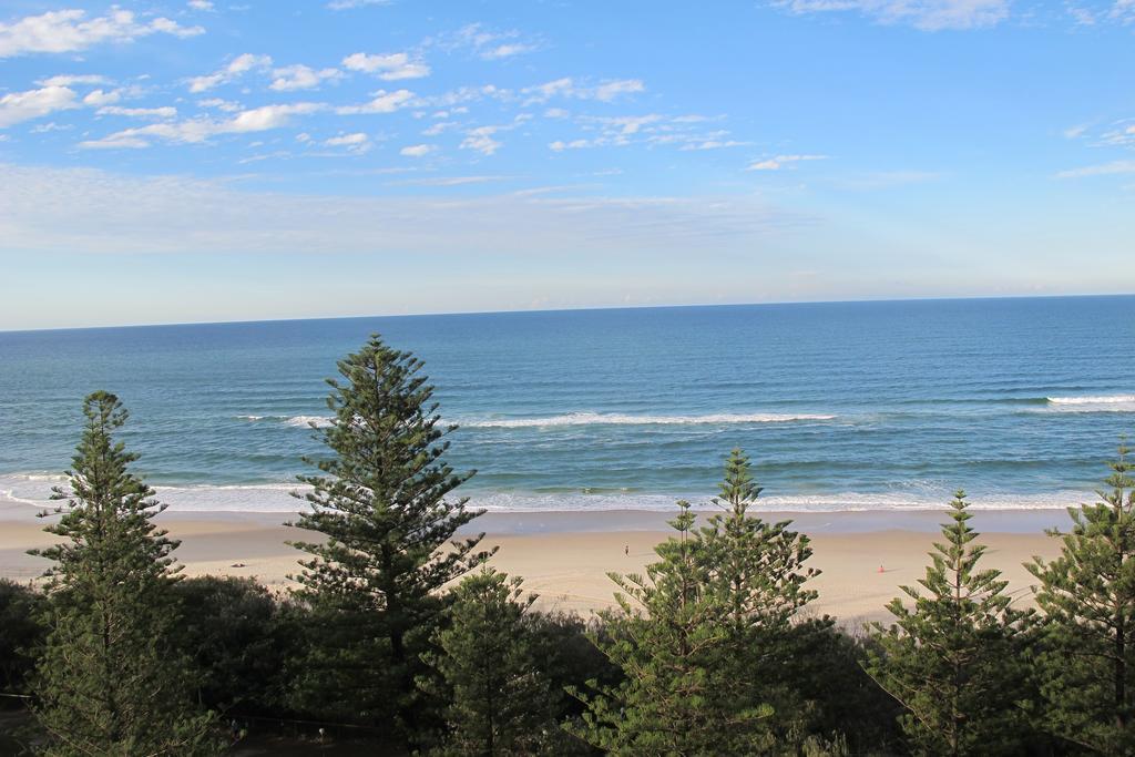 Pacific Regis Beachfront Holiday Apartments Gold Coast Exteriér fotografie