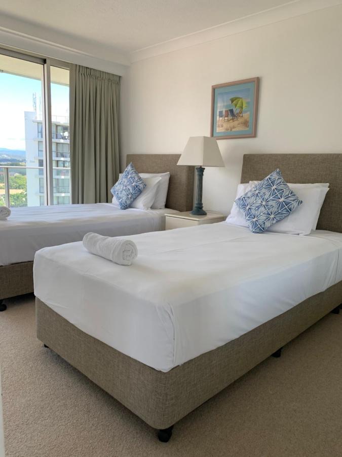 Pacific Regis Beachfront Holiday Apartments Gold Coast Exteriér fotografie