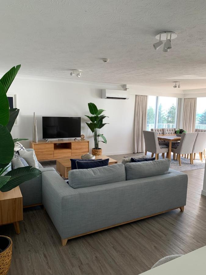 Pacific Regis Beachfront Holiday Apartments Gold Coast Exteriér fotografie
