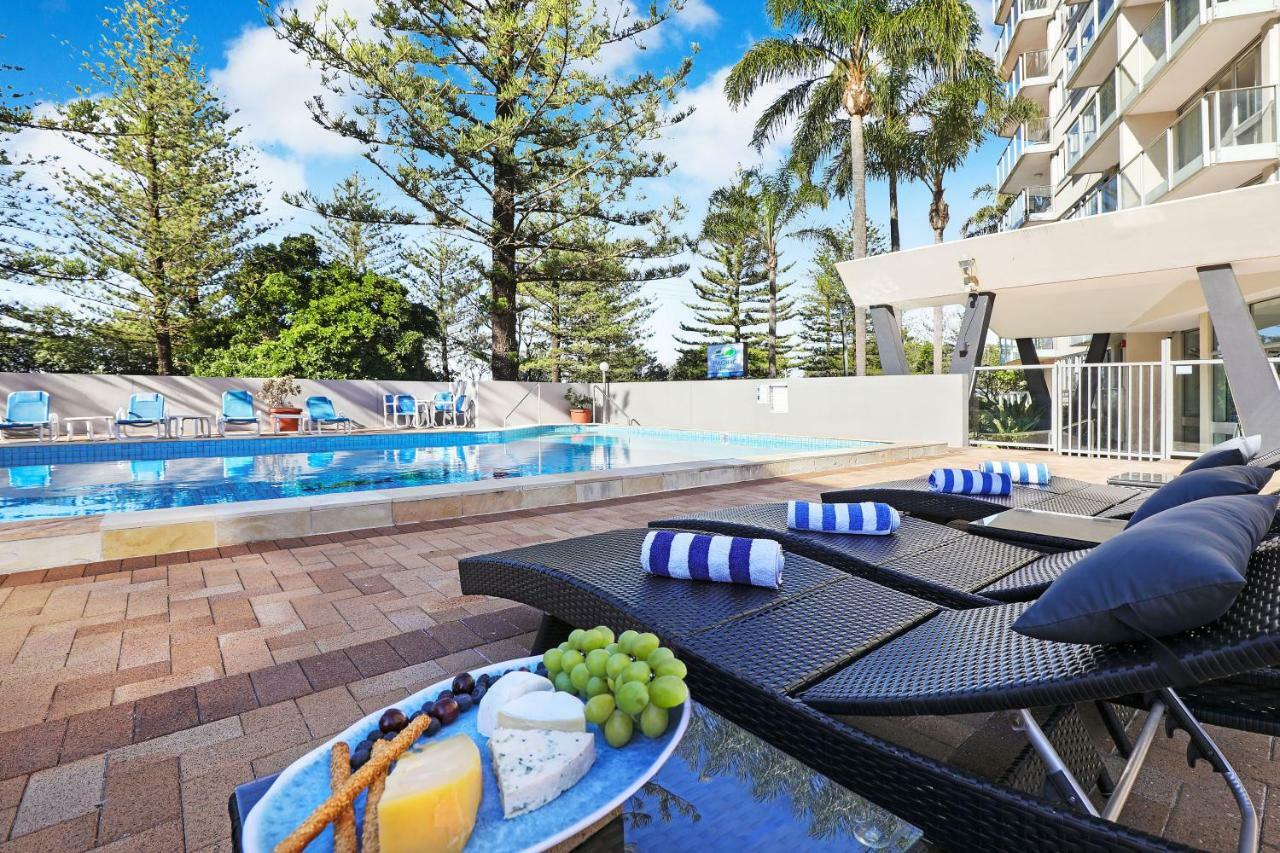 Pacific Regis Beachfront Holiday Apartments Gold Coast Exteriér fotografie
