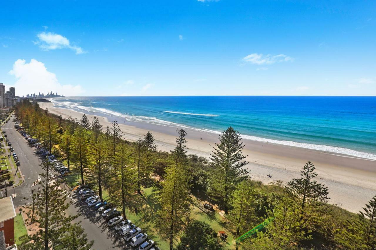 Pacific Regis Beachfront Holiday Apartments Gold Coast Exteriér fotografie