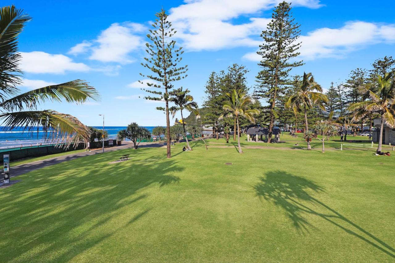 Pacific Regis Beachfront Holiday Apartments Gold Coast Exteriér fotografie