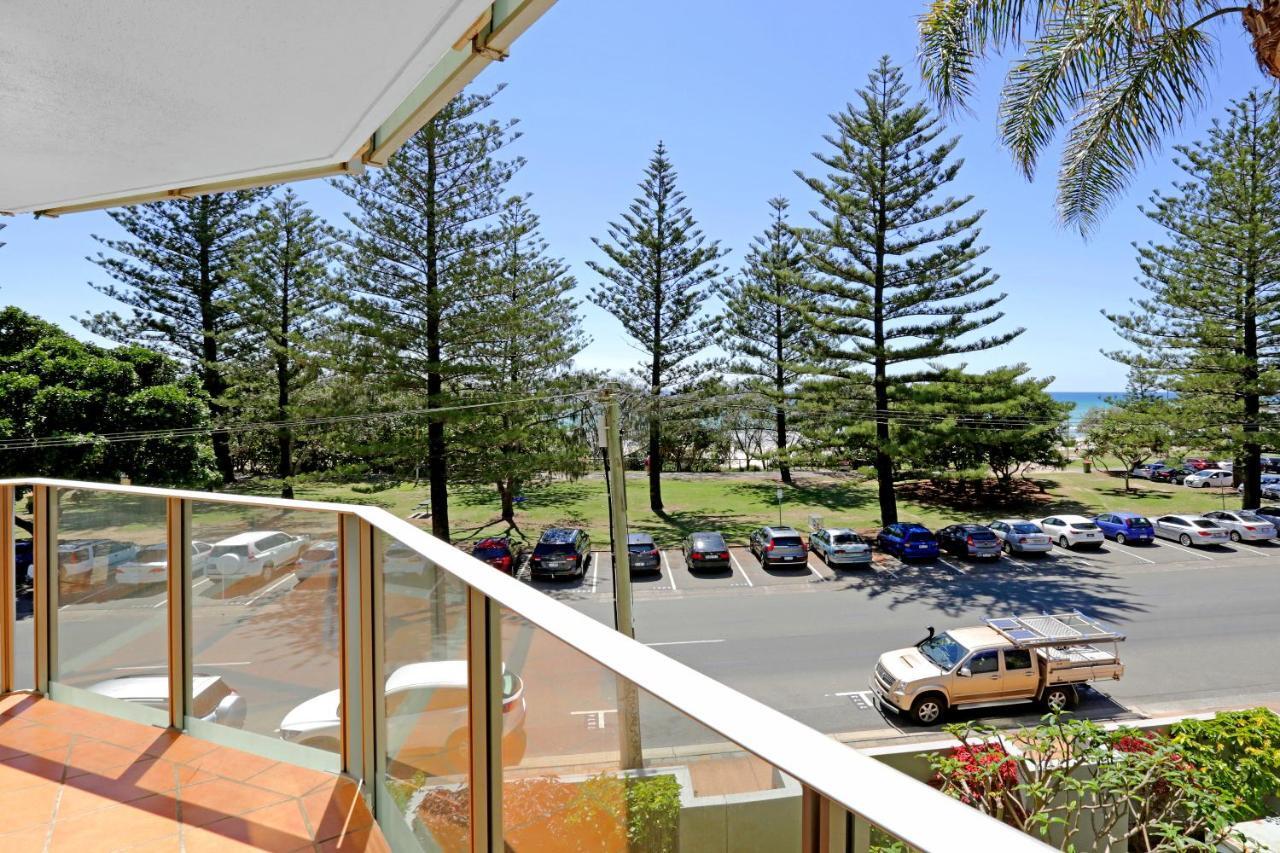 Pacific Regis Beachfront Holiday Apartments Gold Coast Pokoj fotografie